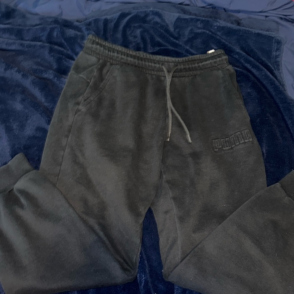 Never worn,very comfy